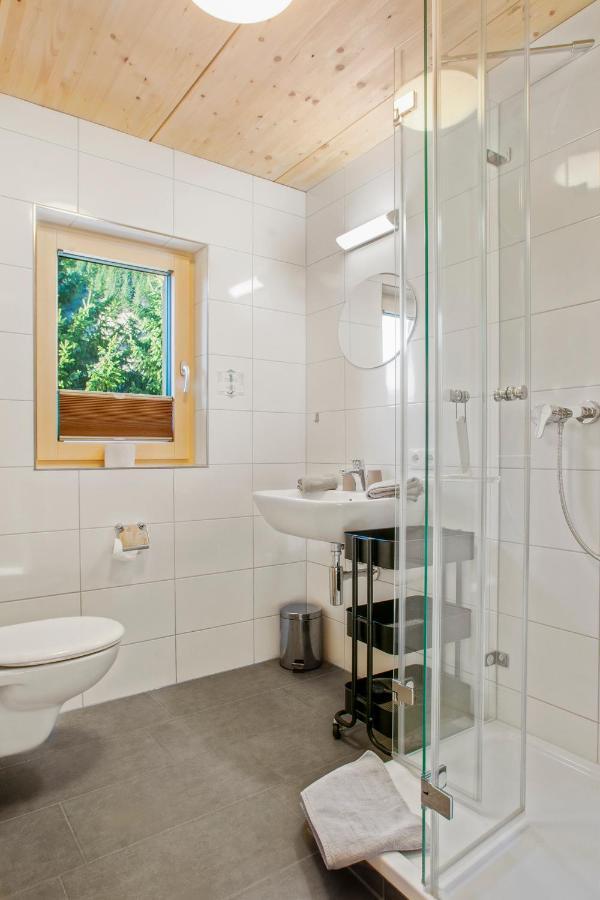 Haus Berghof Bed and Breakfast Schröcken Exteriör bild